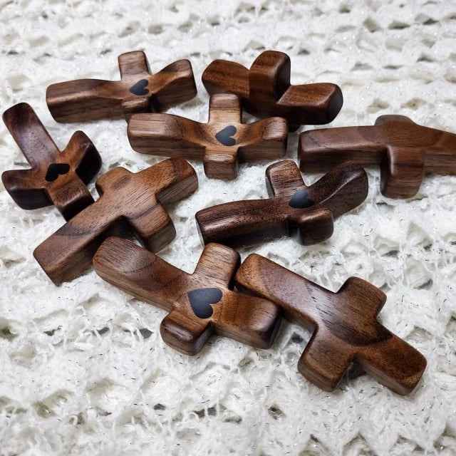 ✝️100% Handmade Wooden Cross My Heart(James Bottoms Handmade®)