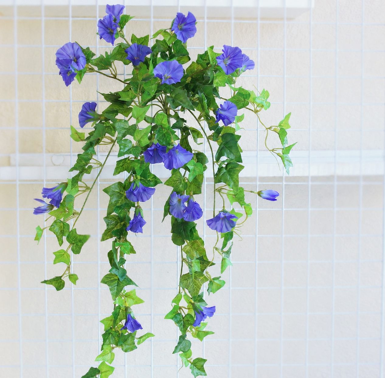 UV Simulation Artificial flower