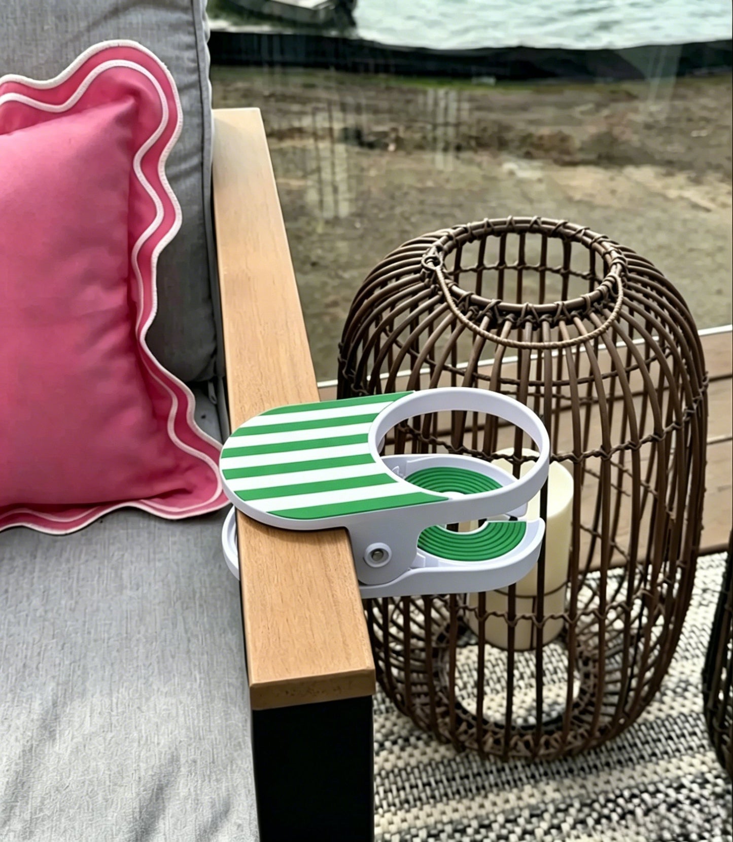 🏆️Flash Sale 50% OFF🏖️Chair Clip-On Drink Holder – Secure Your Beverage Anywhere!🍾