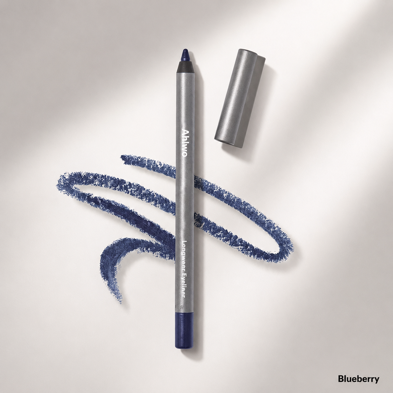 Final 3 hours 50% OFF:🌸 Longwear Eyeliner - Lightweight and Waterproof