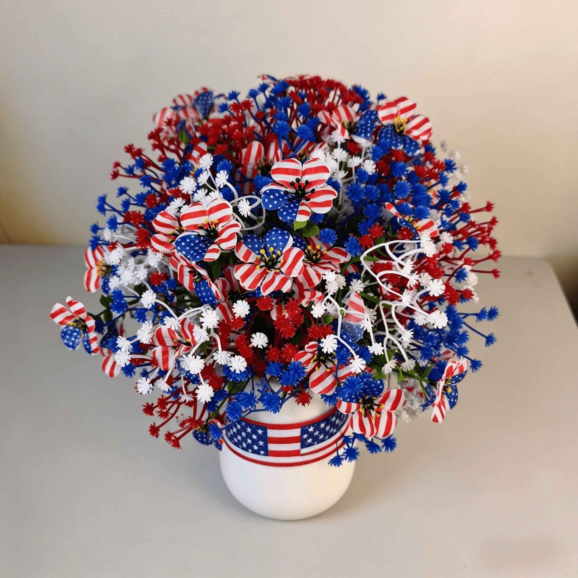 Baby's Breath & American Flag Violet (50 bundles)