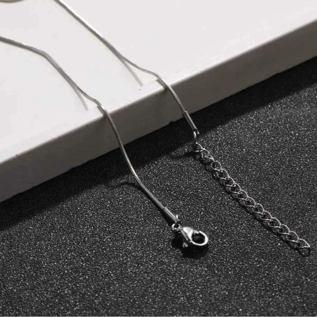 💎 Silver Snake Chain Necklace | Classic Style
